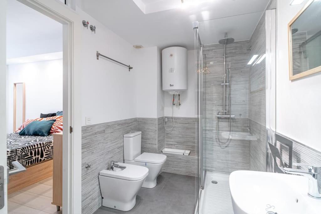 Loft De Diseno Cerca De La Playa - El Palo Apartment Malaga Ngoại thất bức ảnh