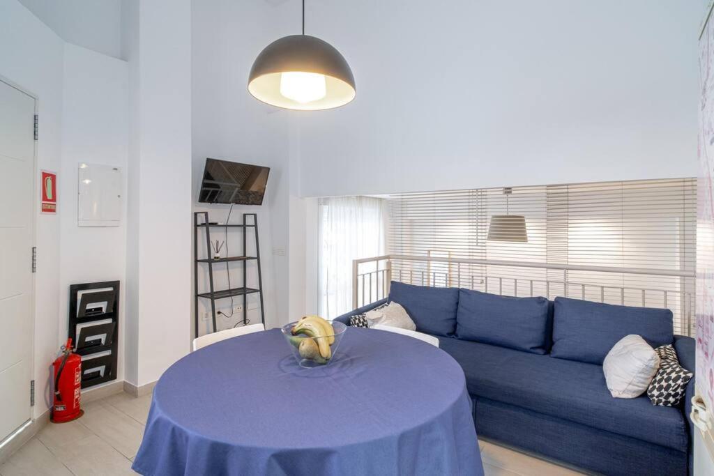 Loft De Diseno Cerca De La Playa - El Palo Apartment Malaga Ngoại thất bức ảnh