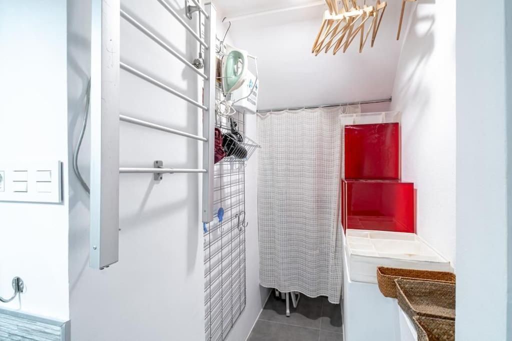 Loft De Diseno Cerca De La Playa - El Palo Apartment Malaga Ngoại thất bức ảnh