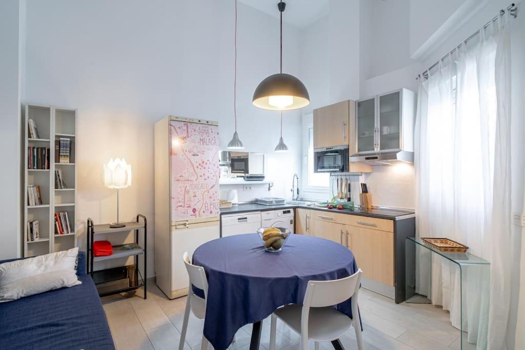 Loft De Diseno Cerca De La Playa - El Palo Apartment Malaga Ngoại thất bức ảnh