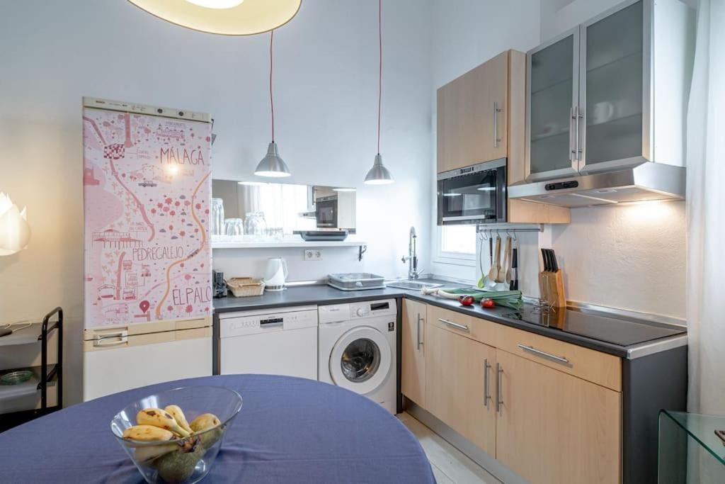 Loft De Diseno Cerca De La Playa - El Palo Apartment Malaga Ngoại thất bức ảnh